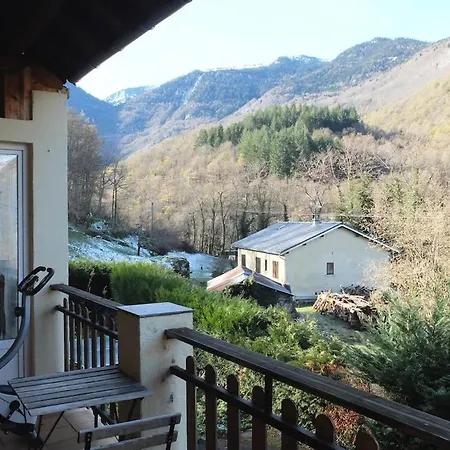 Maison 8 Personnes - 3 Mn Du Centre D'ax, Barbecue, Randos, Thermes بيت للعطل آكس ليه تيرْم