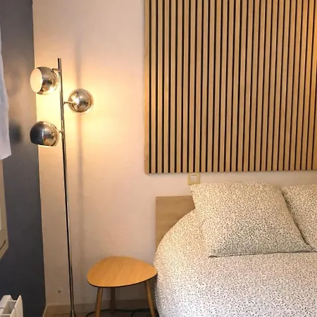 Maison 8 Personnes - 3 Mn Du Centre D'ax, Barbecue, Randos, Thermes آكس ليه تيرْم