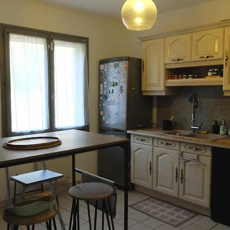 Maison 8 Personnes - 3 Mn Du Centre D'ax, Barbecue, Randos, Thermes بيت للعطل آكس ليه تيرْم