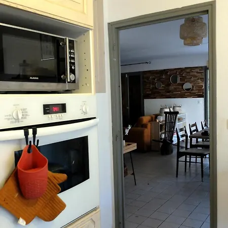 Maison 8 Personnes - 3 Mn Du Centre D'ax, Barbecue, Randos, Thermes بيت للعطل آكس ليه تيرْم